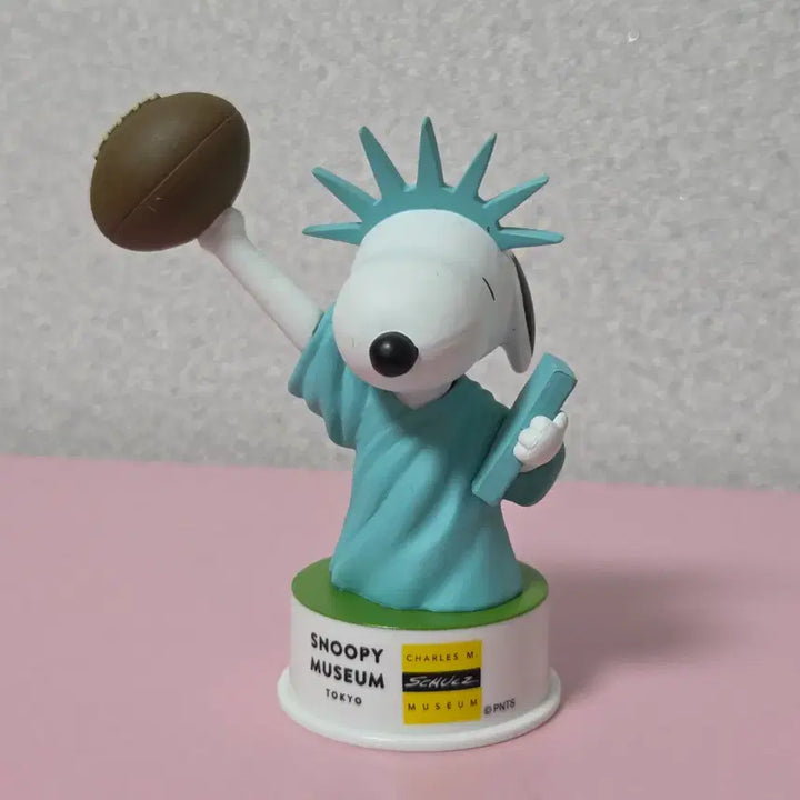 [BUNJANG] Snoopy Statue of Liberty Figure / 스누피 자유의 여신상 피규어