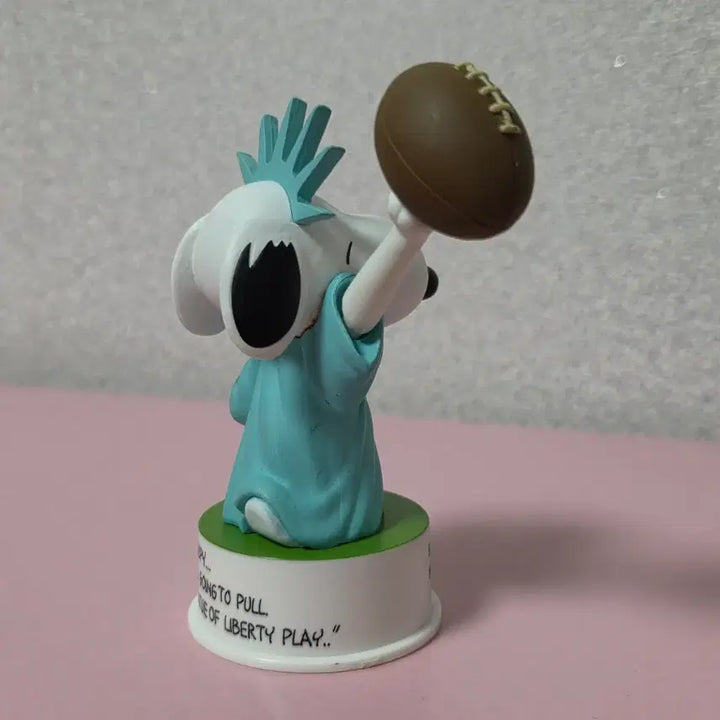 [BUNJANG] Snoopy Statue of Liberty Figure / 스누피 자유의 여신상 피규어