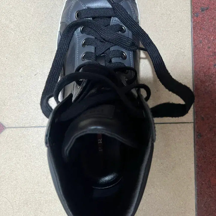 [BUNJANG] Prada Sport Leather High Top Sneakers / 프라다 스포츠 레더 하이탑