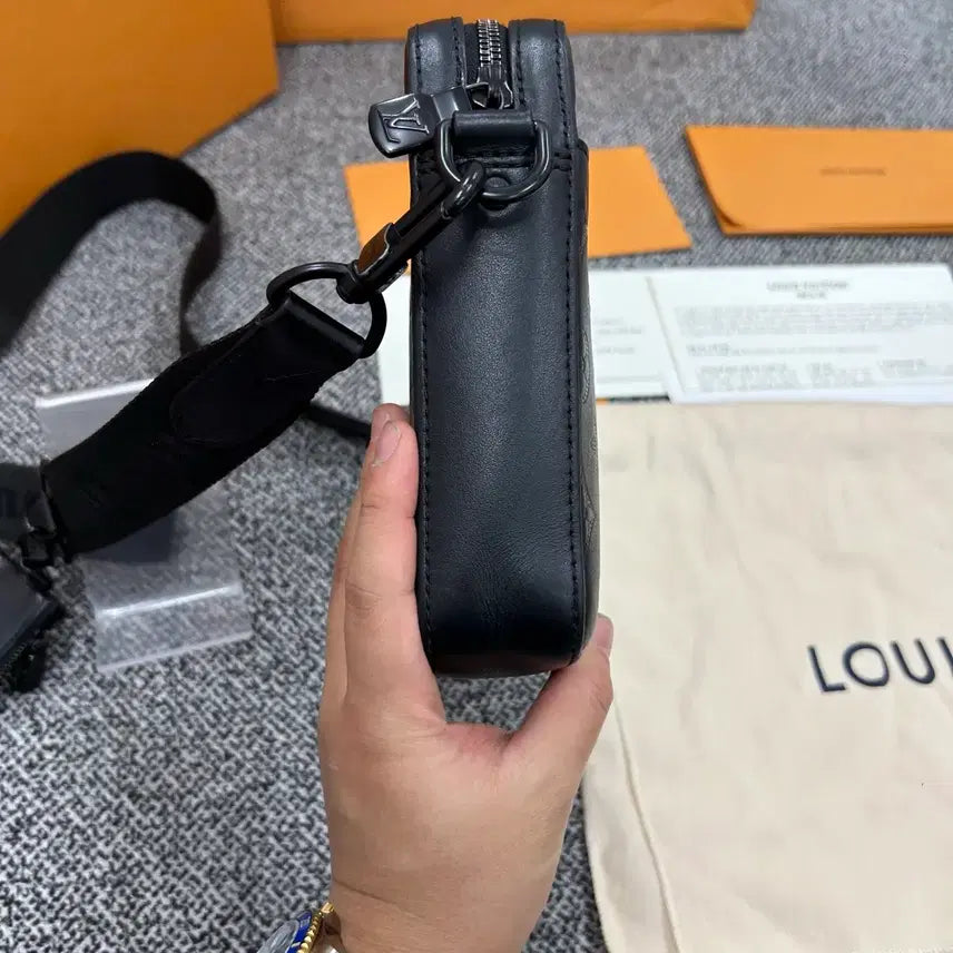 [BUNJANG] Louis Vuitton Shadow Duo Messenger Bag Crossbody / {국내 매장구매} 루이비통 쉐도우 듀오 메신저백 크로스백