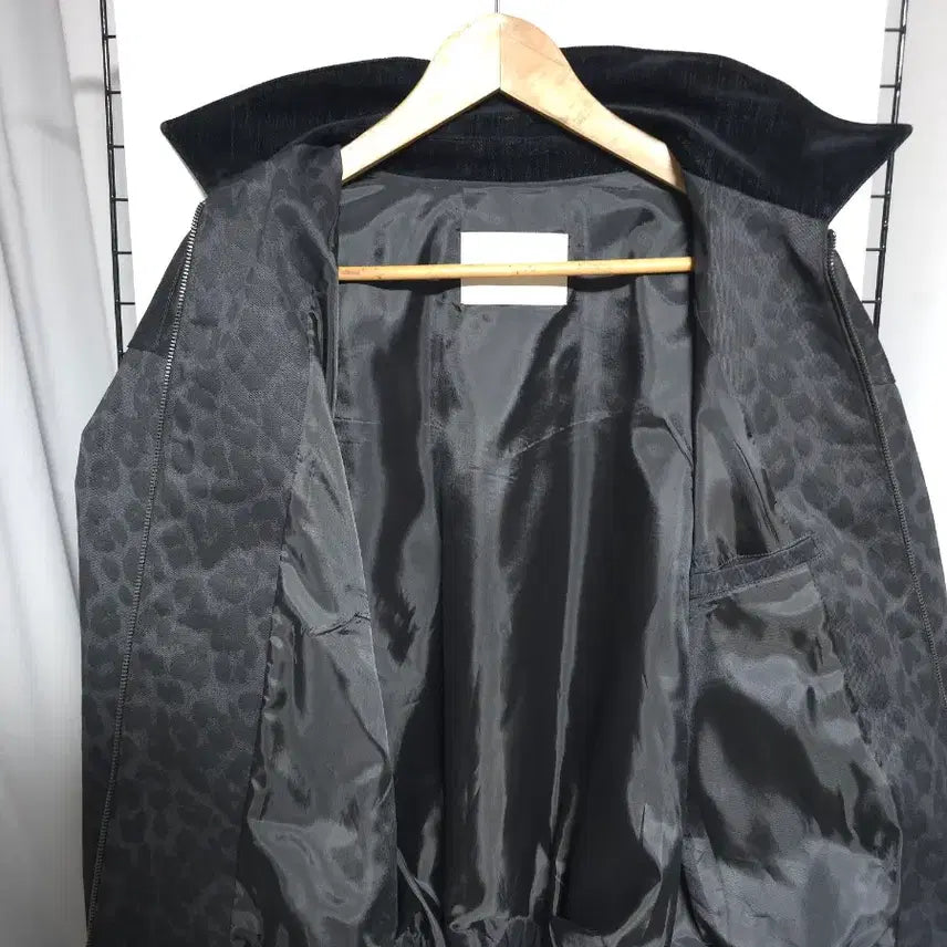 [BUNJANG] Yunse Black Leopard Jacket / Yunse 윤세 블랙 레오파드 쟈켓 2 (정품 새상품급)