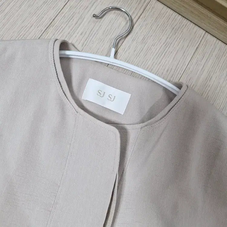 [BUNJANG] SJSJ Spring Collection Ivory Top / SJSJ 봄 베스트 76