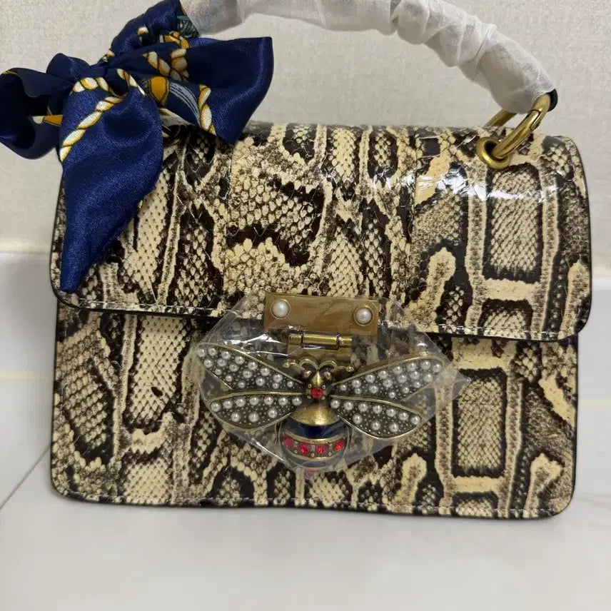 [BUNJANG] Natural Snakeskin &amp; Cowhide Crossbody Bag / 천연 뱀피 / 소가죽 크로스백