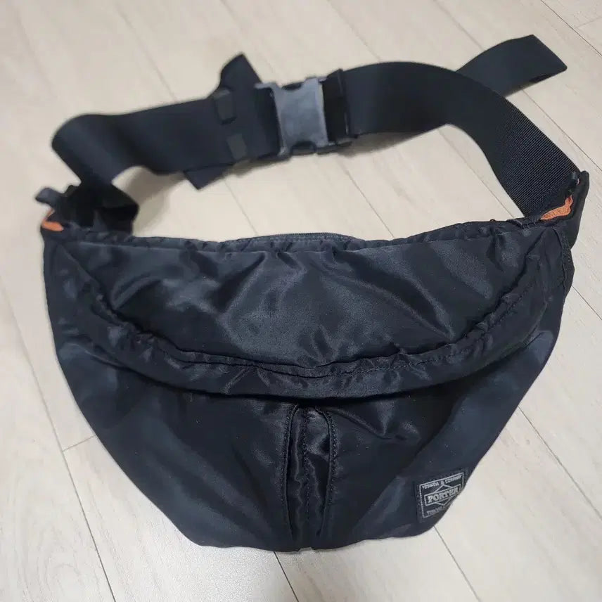 [BUNJANG] Porter Tanker Waist Bag / 요시다포터 탱커 웨이스트백