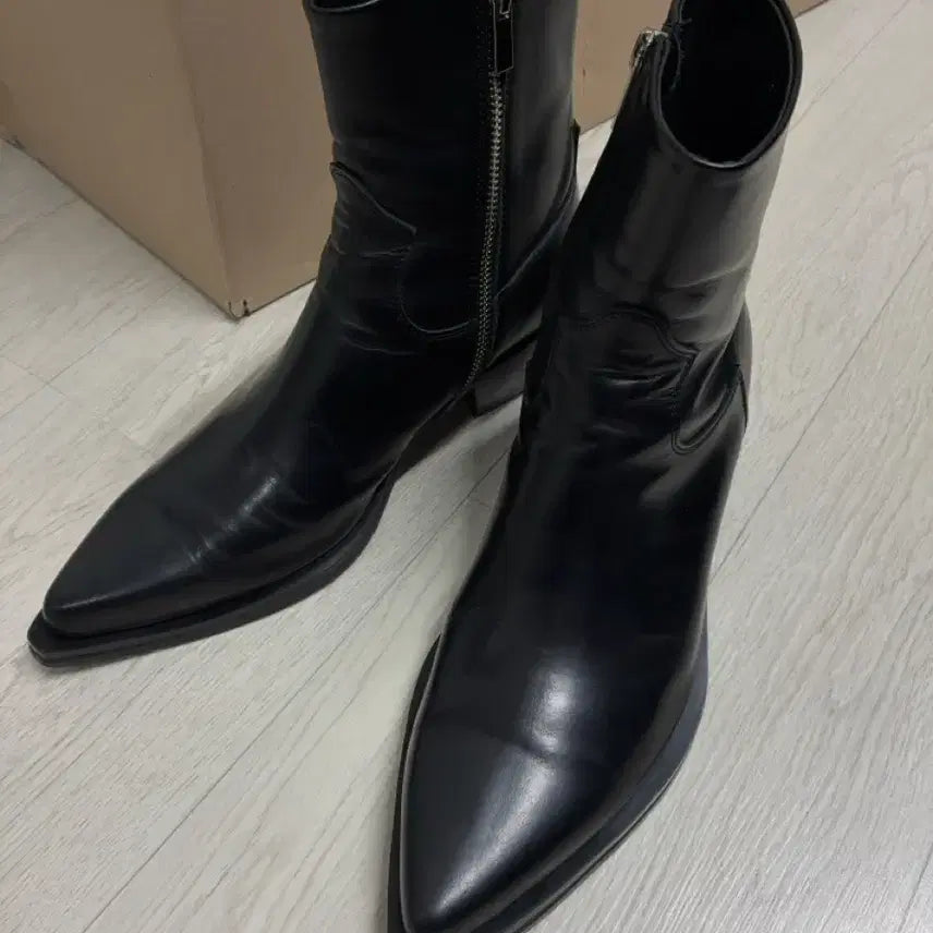 [BUNJANG] Lost Garden Victor Boots 250 / [250] 로스트가든 빅터 부츠 판매
