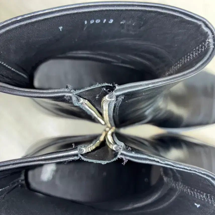 [BUNJANG] Lost Garden Victor Boots 250 / [250] 로스트가든 빅터 부츠 판매
