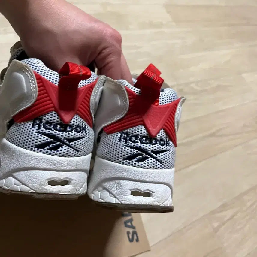 [BUNJANG] Reebok Fury (245) Sneakers / 리복 퓨리(245)