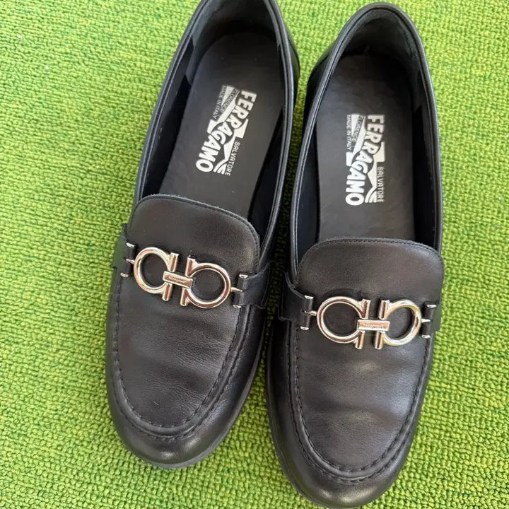 [BUNJANG] Ferragamo Gancini Loafers / 페라가모 간치니 로퍼