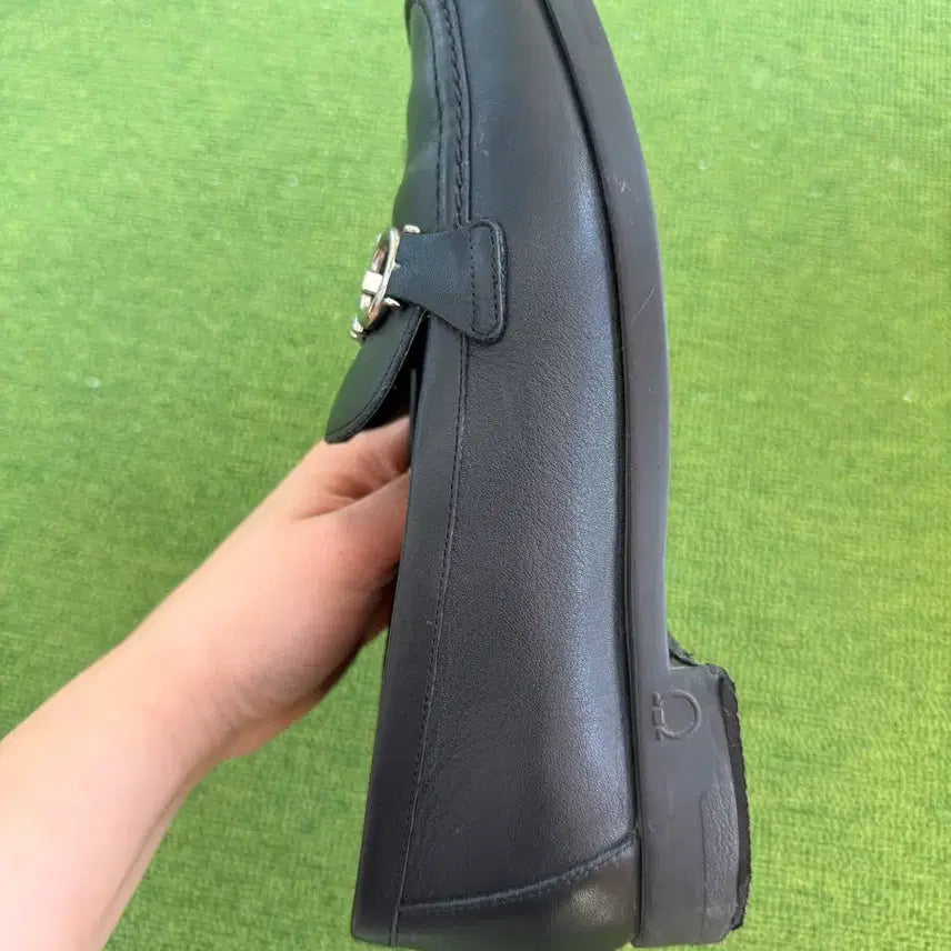 [BUNJANG] Ferragamo Gancini Loafers / 페라가모 간치니 로퍼