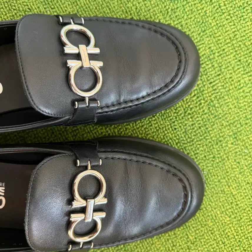 [BUNJANG] Ferragamo Gancini Loafers / 페라가모 간치니 로퍼