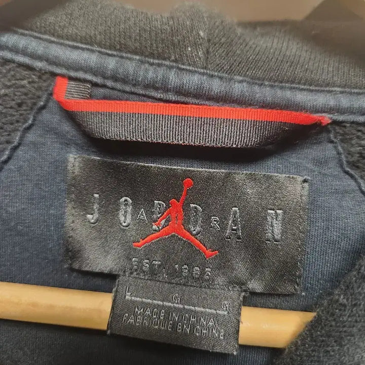 [BUNJANG] Jordan x Paris Saint-Germain Black Hoodie Zip-up L / 조던x파리생제르맹 블랙 후드 집업 L
