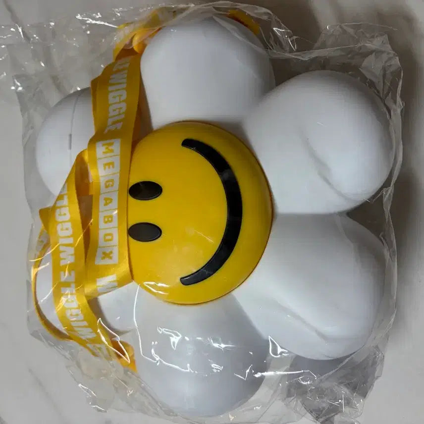 [BUNJANG] Wiggle Wiggle Megabox Popcorn Bucket / 위글위글 메가박스 팝콘통 한정판