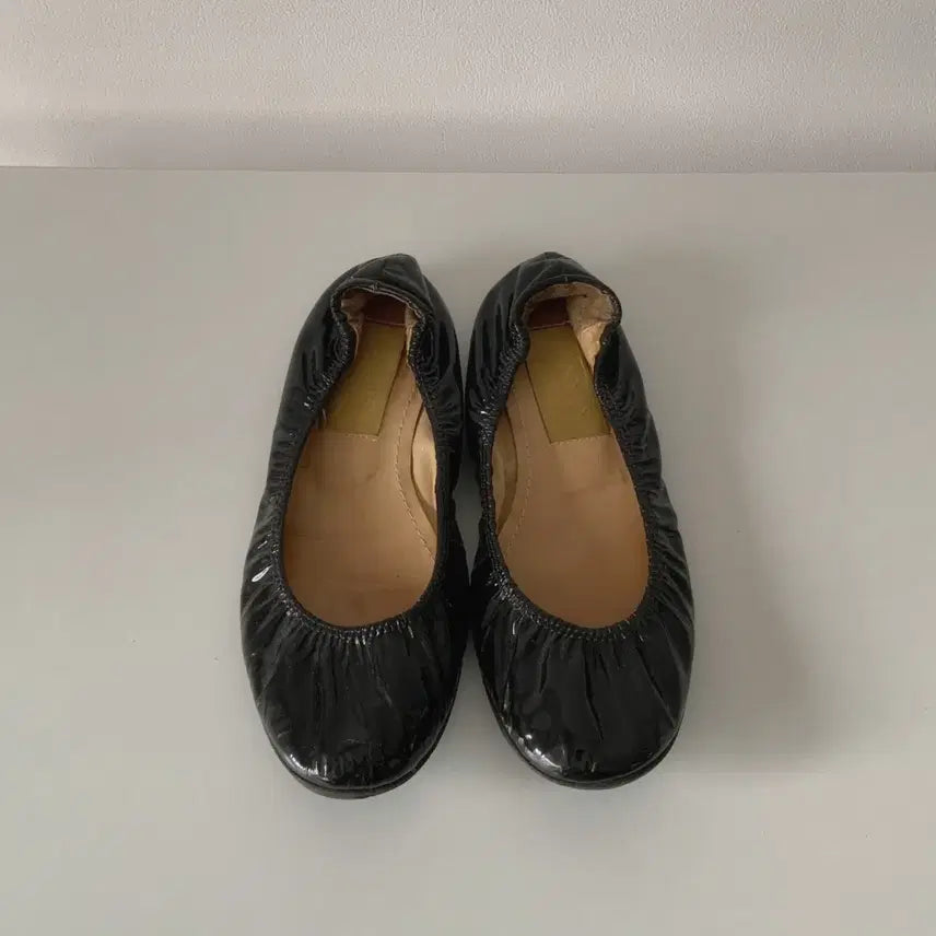 [BUNJANG] Lanvin Black Patent Flat Shoes / 220 랑방 블랙 페이턴트 플랫슈즈