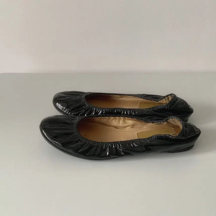 [BUNJANG] Lanvin Black Patent Flat Shoes / 220 랑방 블랙 페이턴트 플랫슈즈