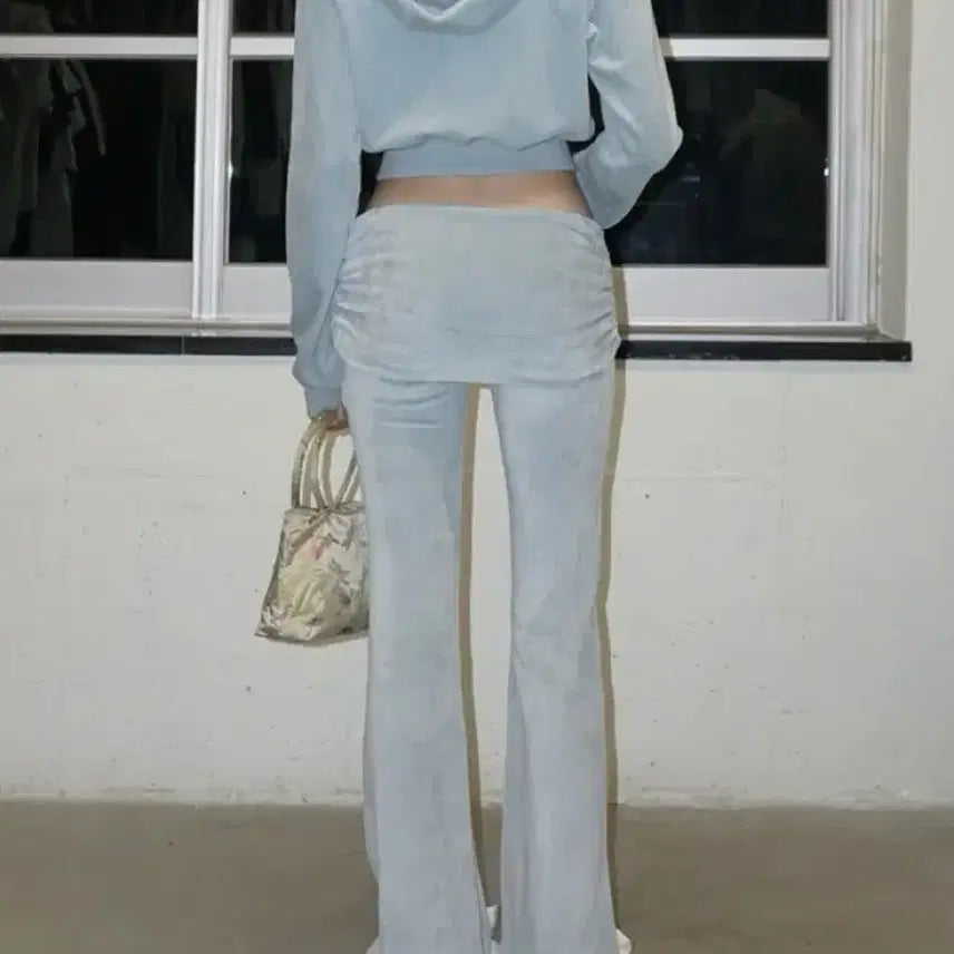 [BUNJANG] Sculptor Shirring Low-Rise Pants Baby Blue [L] New / 스컬프터 셔링 로우라이즈 벨루아 팬츠 베이비블루 [L/새상품]