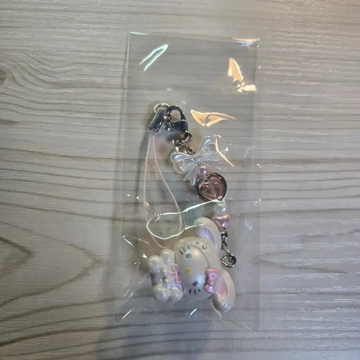 [BUNJANG] Sanrio Hello Kitty Angel Devil Rabbit Strap / 산리오 천사악마 눈토끼 키티 스트랩