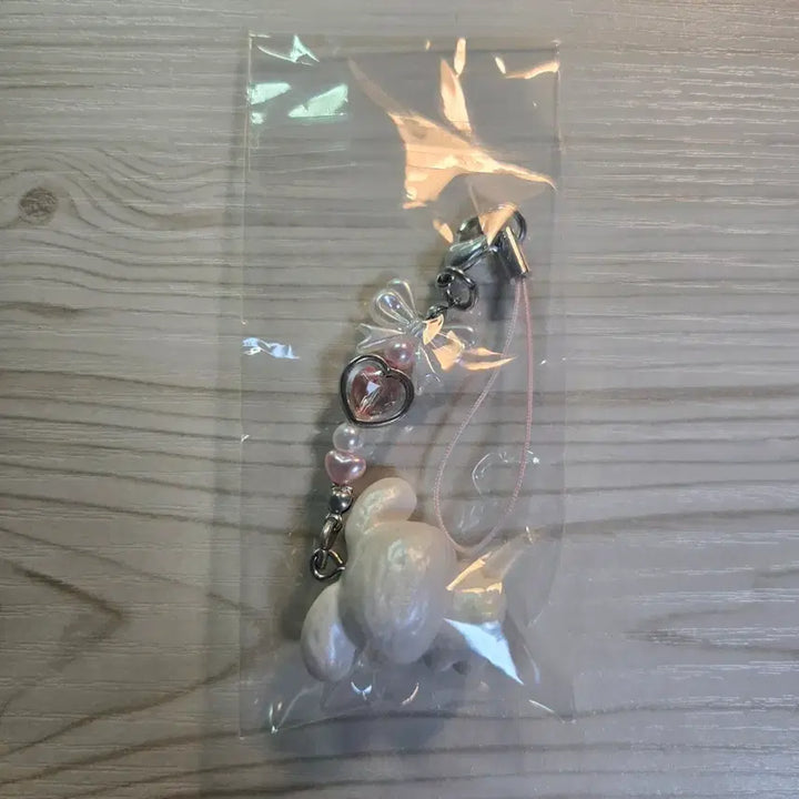 [BUNJANG] Sanrio Hello Kitty Angel Devil Rabbit Strap / 산리오 천사악마 눈토끼 키티 스트랩