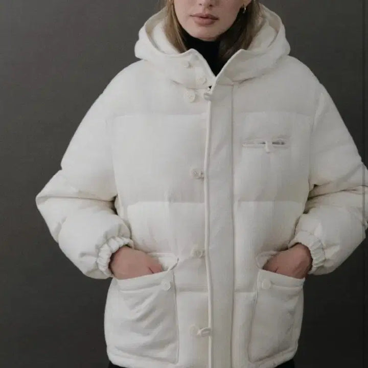 [BUNJANG] Founders Goose Down Padding Jacket (Ivory) / [가격안내려요] 도매택 파운더스 에디 구스다운 패딩 (아이보리)