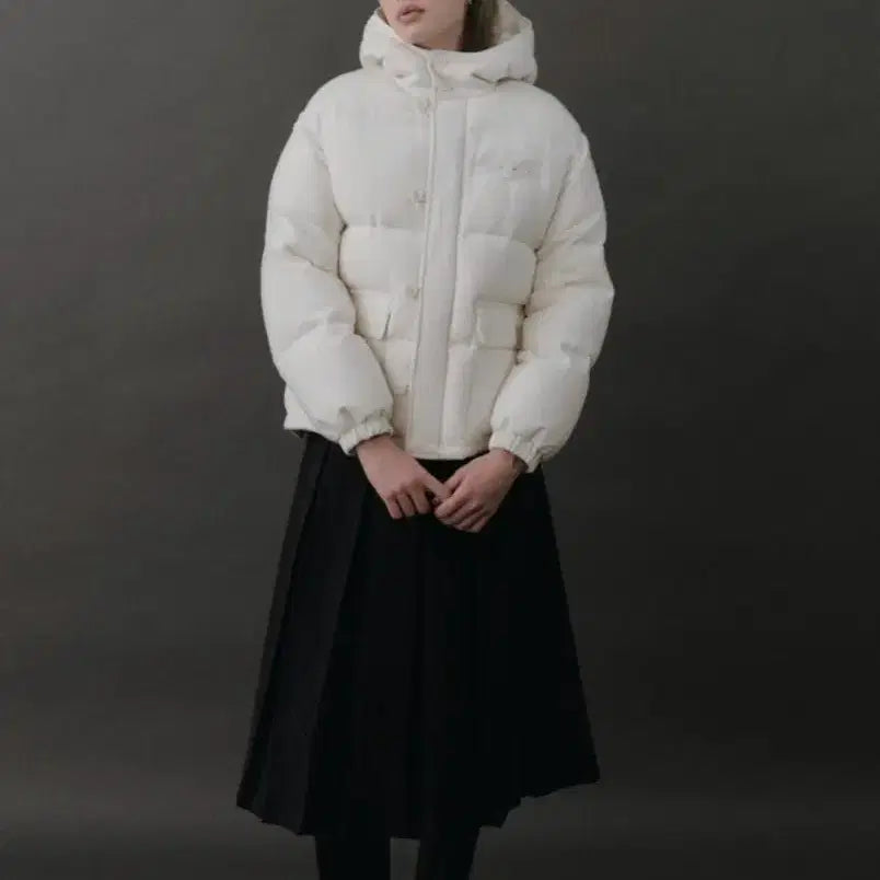 [BUNJANG] Founders Goose Down Padding Jacket (Ivory) / [가격안내려요] 도매택 파운더스 에디 구스다운 패딩 (아이보리)