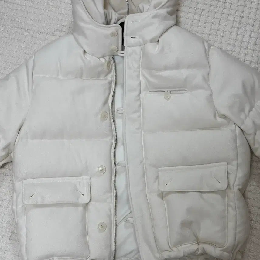 [BUNJANG] Founders Goose Down Padding Jacket (Ivory) / [가격안내려요] 도매택 파운더스 에디 구스다운 패딩 (아이보리)