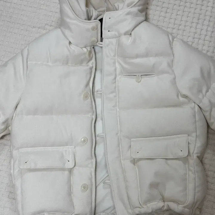 [BUNJANG] Founders Goose Down Padding Jacket (Ivory) / [가격안내려요] 도매택 파운더스 에디 구스다운 패딩 (아이보리)