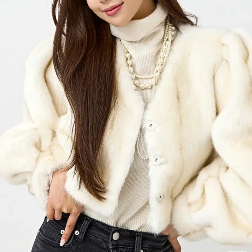[BUNJANG] Ivory V-neck Puff Fur Jacket / <아이보리> 브이넥 퍼프 퍼자켓