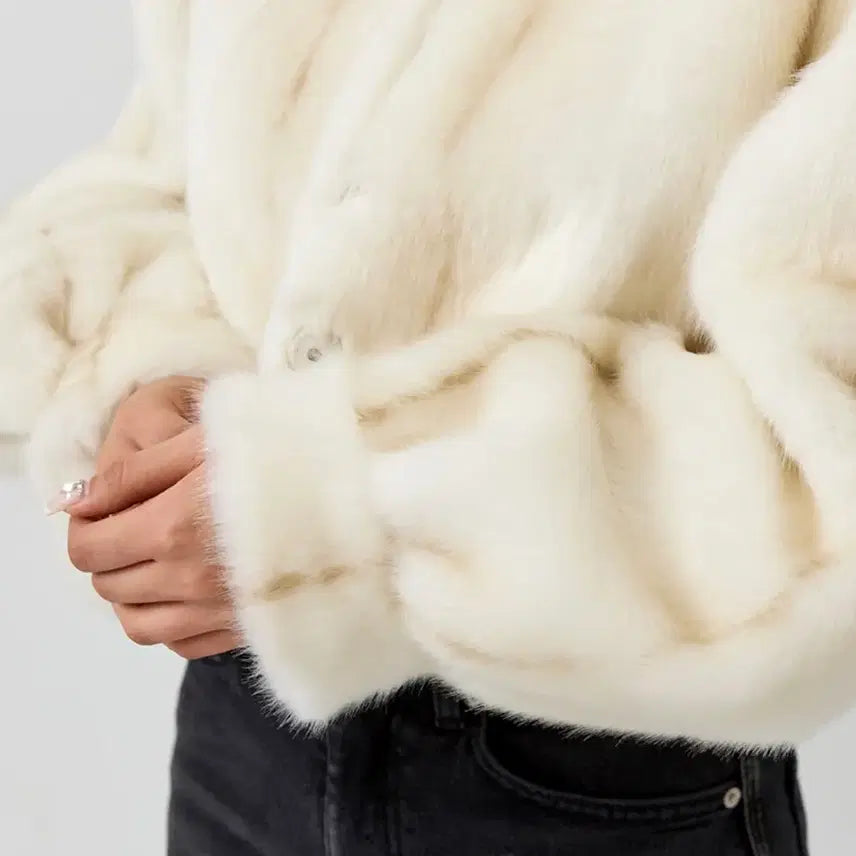 [BUNJANG] Ivory V-neck Puff Fur Jacket / <아이보리> 브이넥 퍼프 퍼자켓