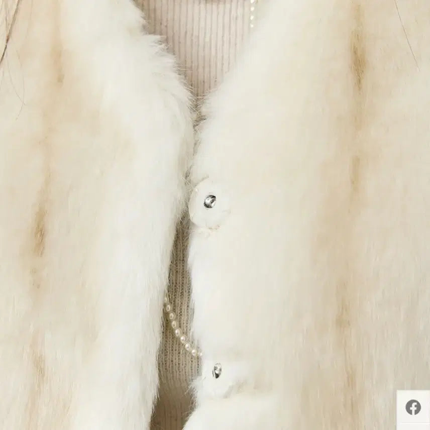 [BUNJANG] Ivory V-neck Puff Fur Jacket / <아이보리> 브이넥 퍼프 퍼자켓