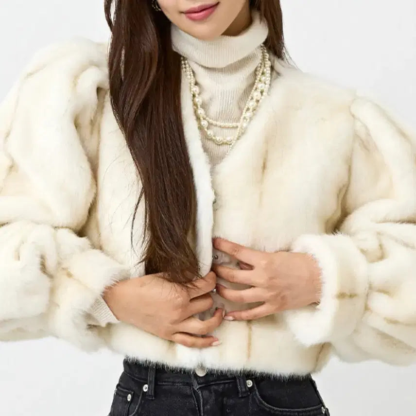 [BUNJANG] Ivory V-neck Puff Fur Jacket / <아이보리> 브이넥 퍼프 퍼자켓