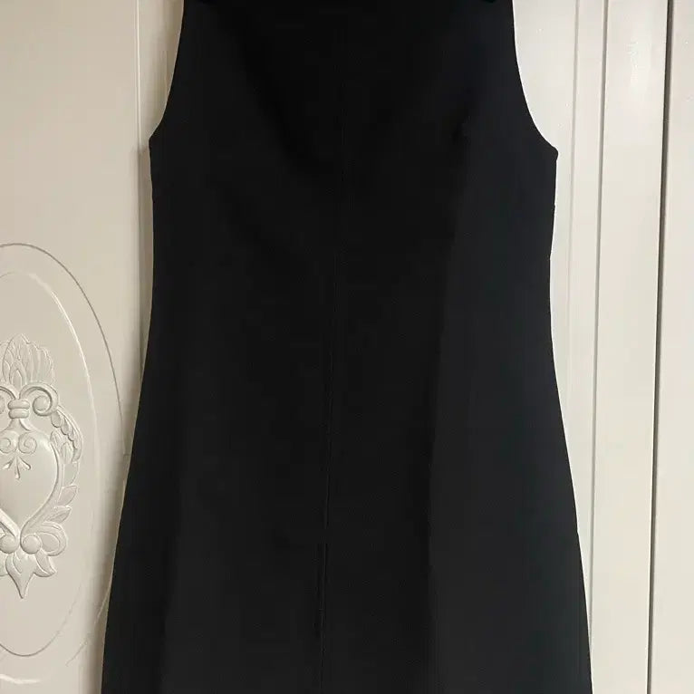 [BUNJANG] 8 Seconds Sleeveless Dress / [새상품] 에잇세컨즈 민소매 나시 원피스