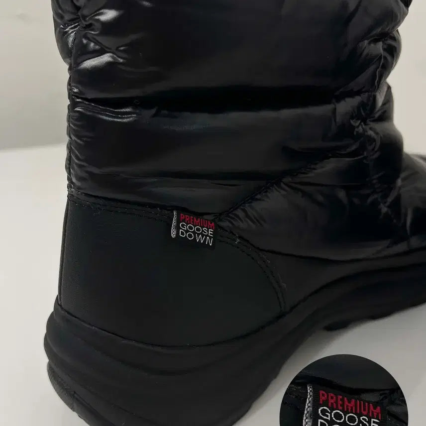[BUNJANG] The North Face White Label Bootie Short Premium Goose Down Padding Boots 270 / 노스페이스 화이트라벨 부티숏 프리미엄 구스다운 패딩부츠 270