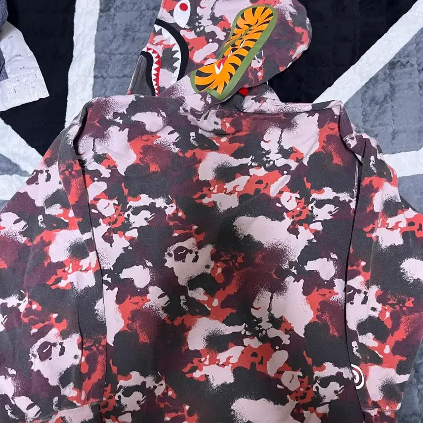 [BUNJANG] BAPE Shark Hoodie Map Camo XL / 베이프 샤크후드 맵카모 XL