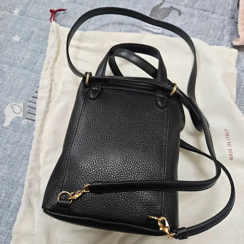 [BUNJANG] Ferragamo Gancini Mini Backpack Black / 새제품 페라가모 간치니 미니 백팩 블랙