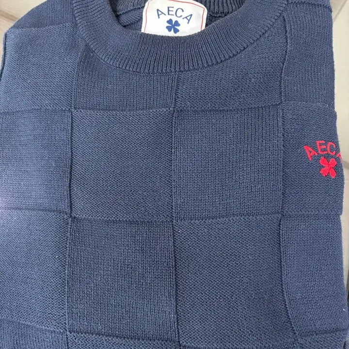 [BUNJANG] Aeka White Checkboard Round Knit (Navy) - Size M / (무료배송) [M] 에이카화이트 체카보드 라운드 니트 (네이비)