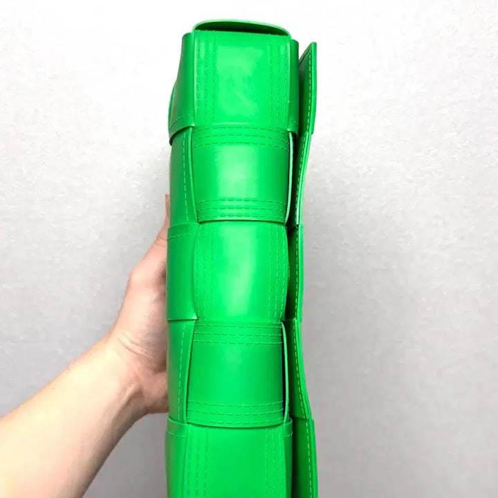 [BUNJANG] Bottega Veneta Rubber Cassette Bag Green / 보테가베네타 러버 카세트백 그린