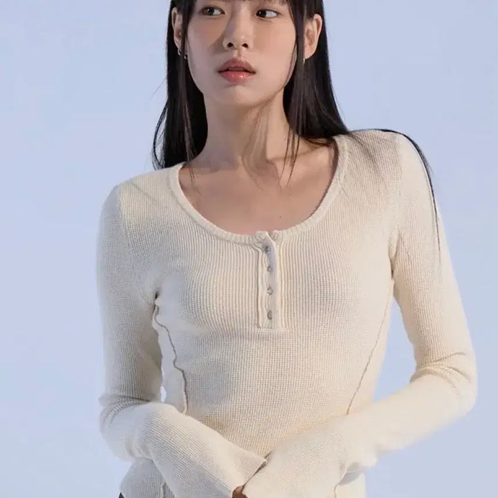 [SOLD OUT] 무신사 모아 심 라인 버튼 니트 아이보리 ivory 베이지