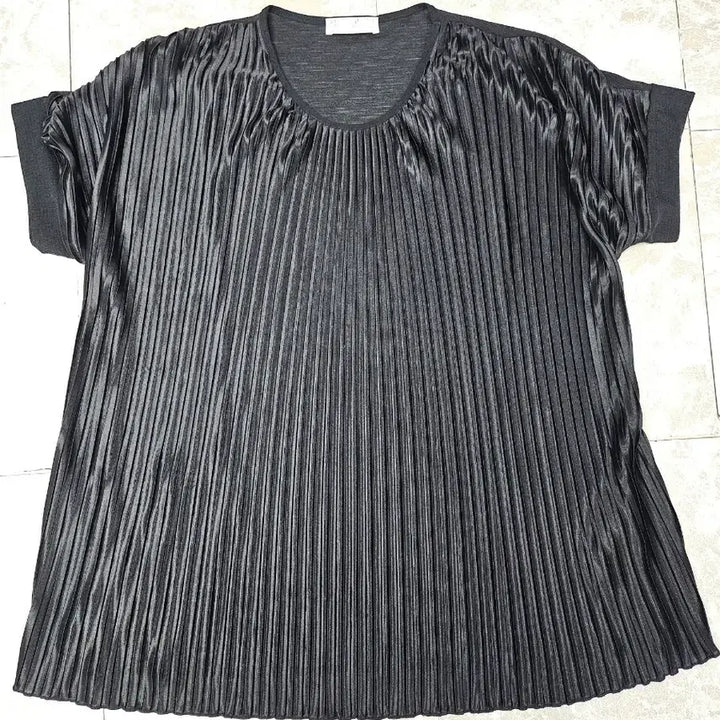 [BUNJANG] Black Pleated Short Sleeve T-shirt / 블랙 플리츠 반팔 티셔츠