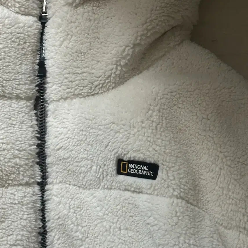 [BUNJANG] National Geographic Reversible Fleece Hoodie Jacket / 내셔널지오그래픽 양면 플리스 후디 점퍼 무료배송