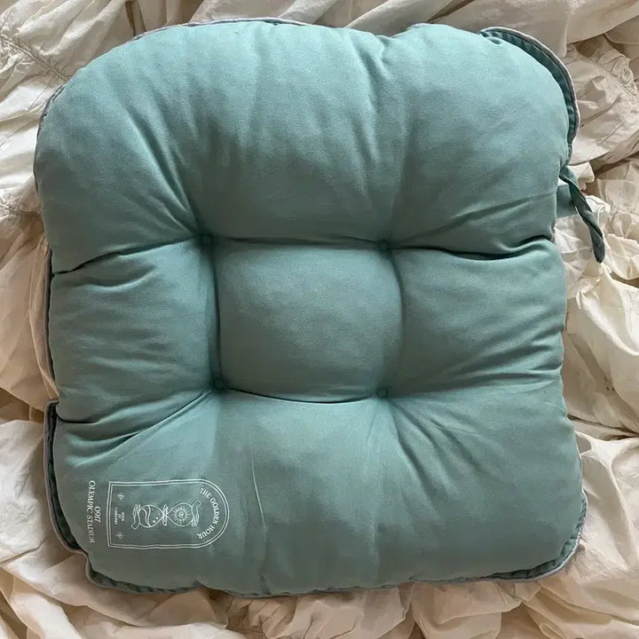 [BUNJANG] IU Golden Hour Cushion / 아이유 콘서트 골든아워 방석