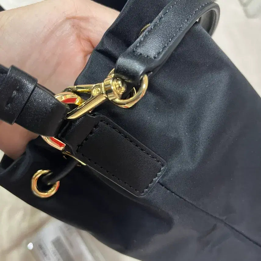 [BUNJANG] Daks Teddy Bear Embroidered Bucket Bag / 닥스 블랙 테디베어 자수 버킷백