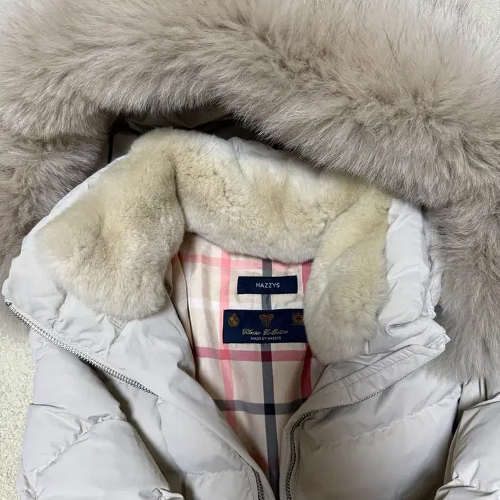 [BUNJANG] Hazzys Women's Fur Padded Jacket / 헤지스 여성 퍼 패딩