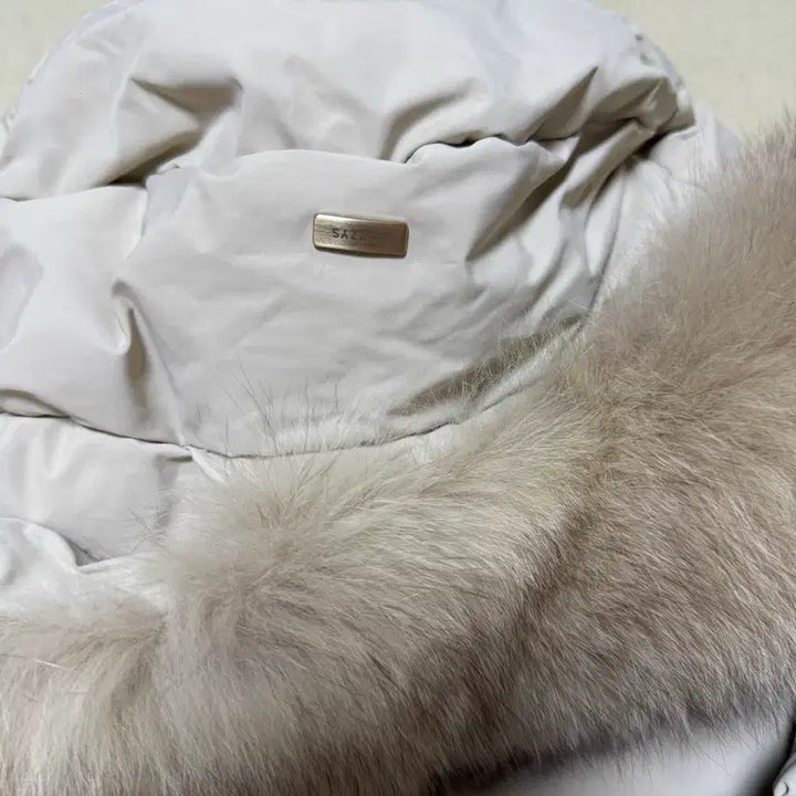 [BUNJANG] Hazzys Women's Fur Padded Jacket / 헤지스 여성 퍼 패딩