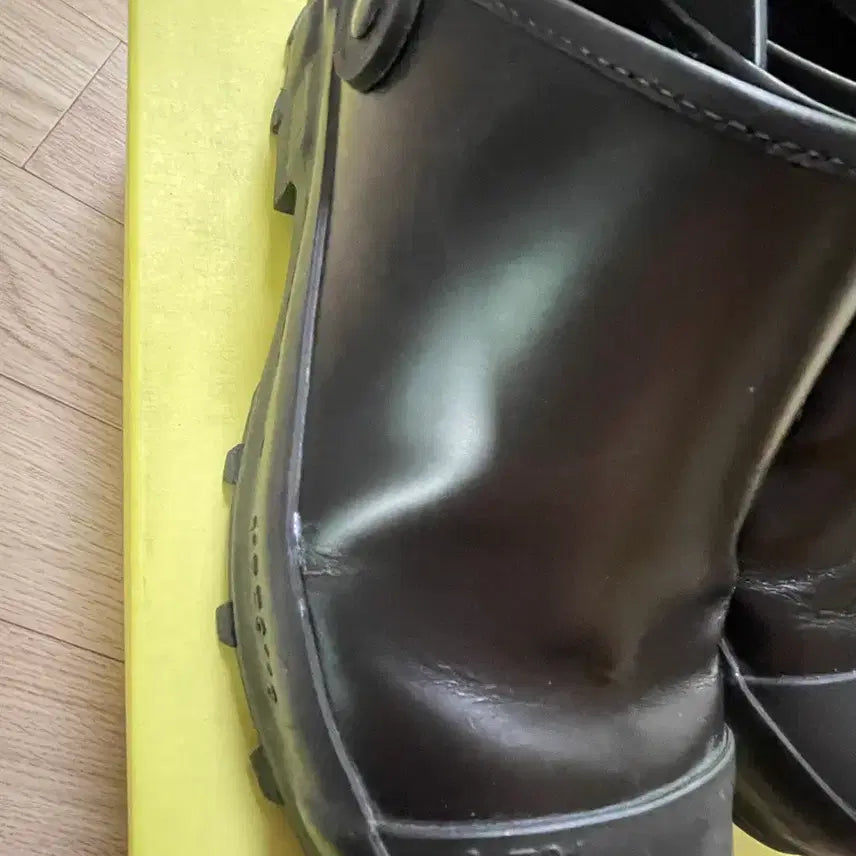 [BUNJANG] Camper Lab Traktori Clogs / 캠퍼랩 traktori 클로그 43