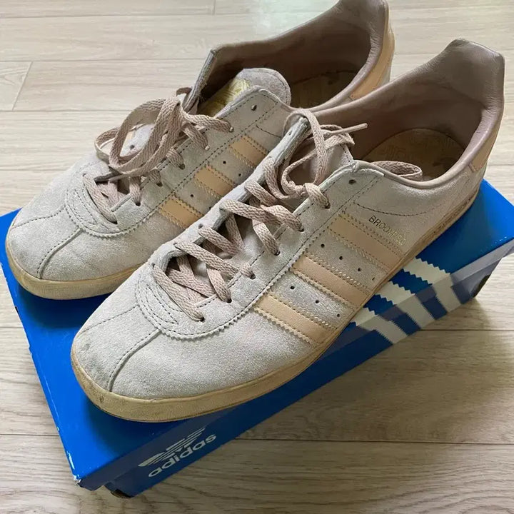 [BUNJANG] Adidas Broomfield Ash Pearl Sneakers / 아디다스 브룸필드 애쉬 펄 285