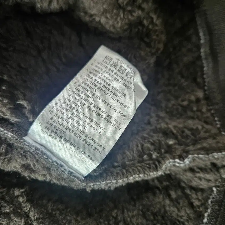 [BUNJANG] Teddy Bear Quilted Half-Zip Sweatshirt (Size 105) / 테디베어 보아털 퀄팅 하프집업 스웨트셔츠 105