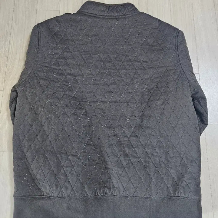 [BUNJANG] Teddy Bear Quilted Half-Zip Sweatshirt (Size 105) / 테디베어 보아털 퀄팅 하프집업 스웨트셔츠 105