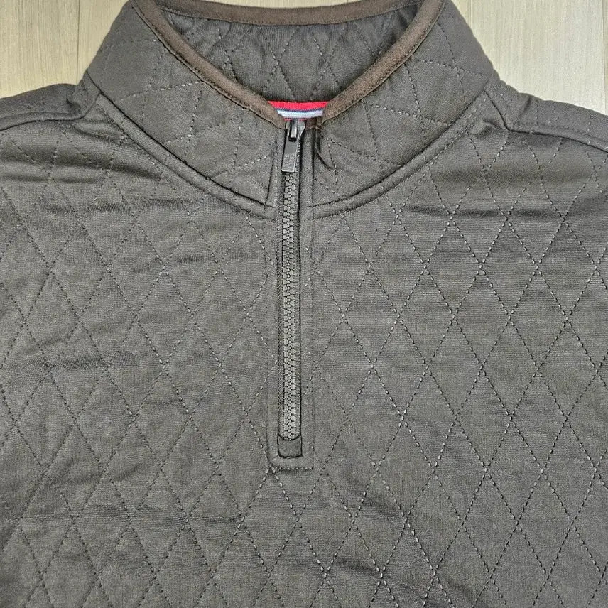 [BUNJANG] Teddy Bear Quilted Half-Zip Sweatshirt (Size 105) / 테디베어 보아털 퀄팅 하프집업 스웨트셔츠 105