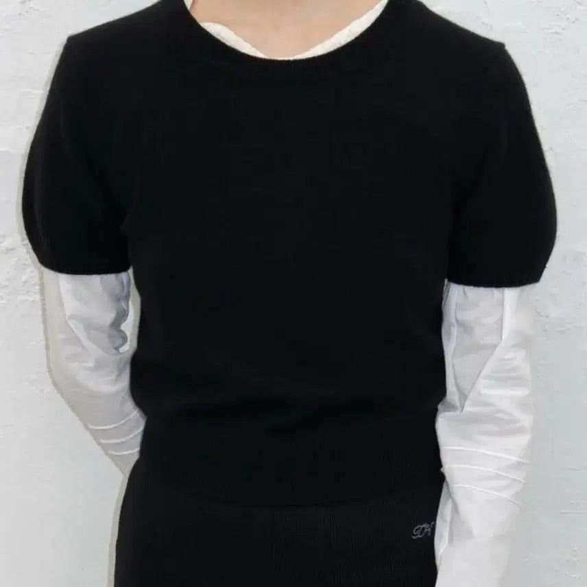 [BUNJANG] Tava Half Knit Black / 타낫 토바 tova 하프 니트 블랙