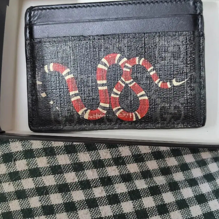 [BUNJANG] Gucci Kingsnake Card Wallet / 구찌 킹스네이크 카드지갑 블랙
