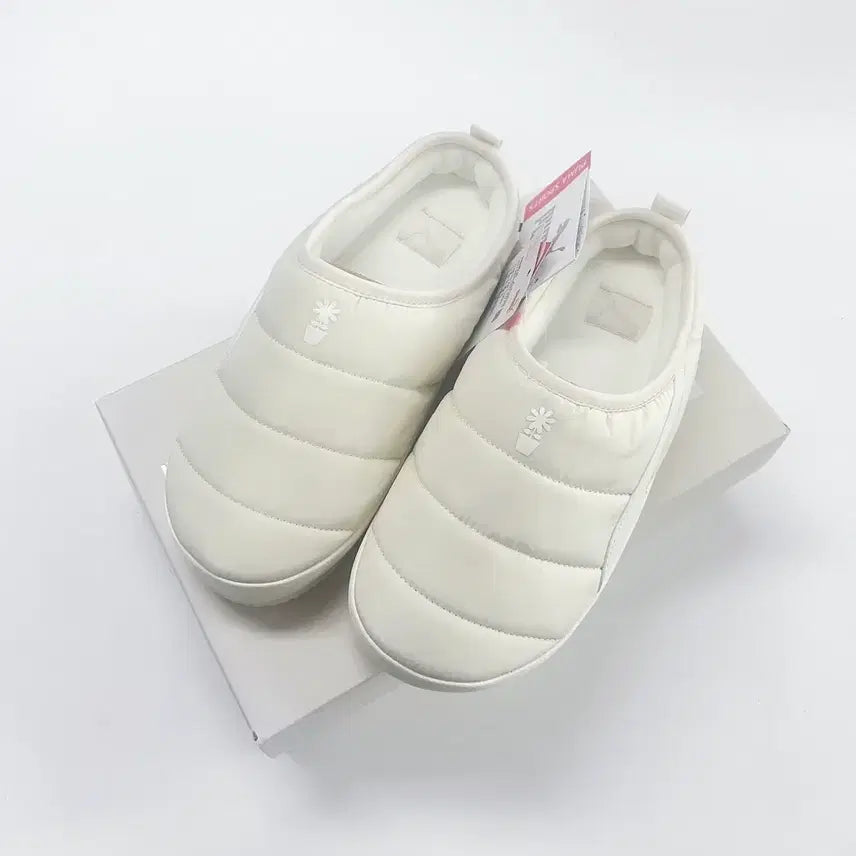 [BUNJANG] Puma x Mardi Mercredi Turf Padded Ivory Slippers / [270] 푸마X마르디 메크르디 터프 패디드 아이보리 396260-01